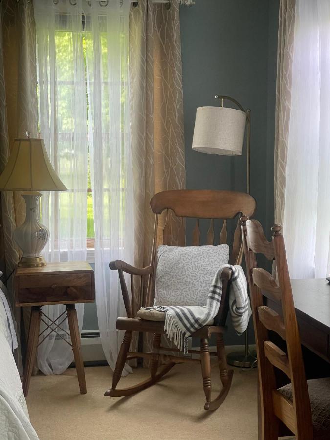 Williston Village Inn Burlington Eksteriør bilde